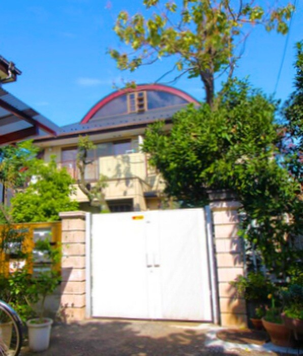 プラスペアティの物件外観写真