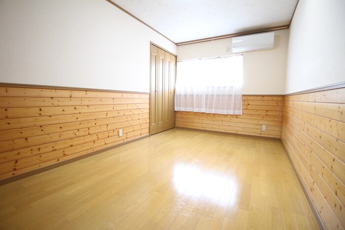 プラスペアティの物件内観写真