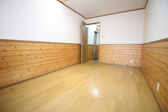 プラスペアティの物件内観写真