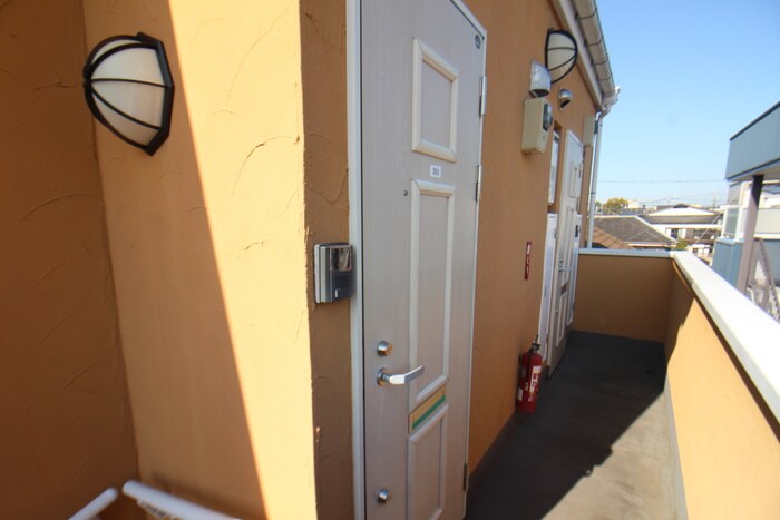 ロッシェル南台第６の物件外観写真