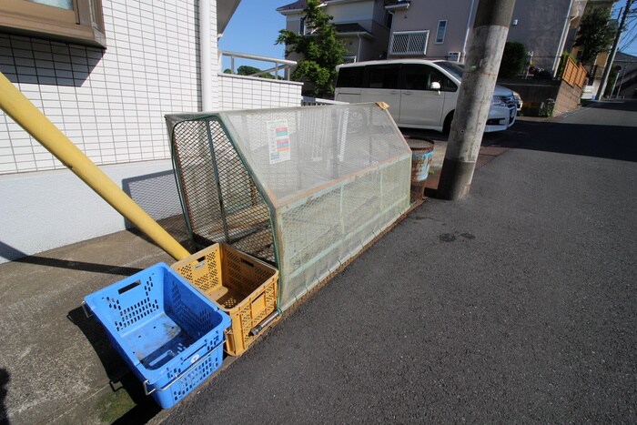 アイビ－ハウス百合ヶ丘の物件外観写真