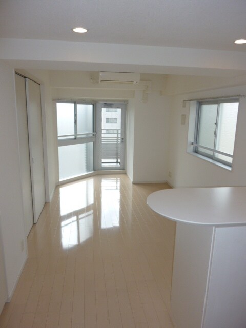 コンフォリア浅草橋ＤＥＵＸの物件内観写真