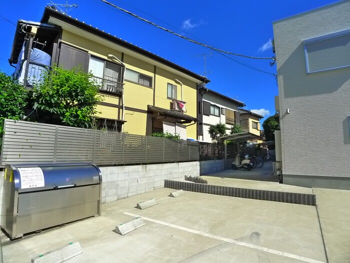 プランドールの物件外観写真