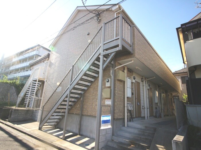 エスペランサ杉田の物件外観写真