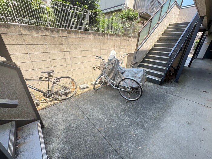 グランドール高円寺の物件外観写真