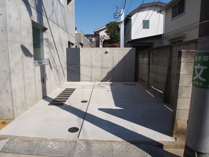 Cave de carreの物件外観写真