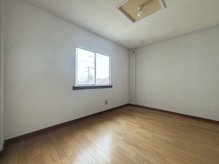 行徳石田マンションの物件内観写真