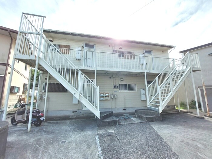 コ－ポモンテリブロの物件外観写真