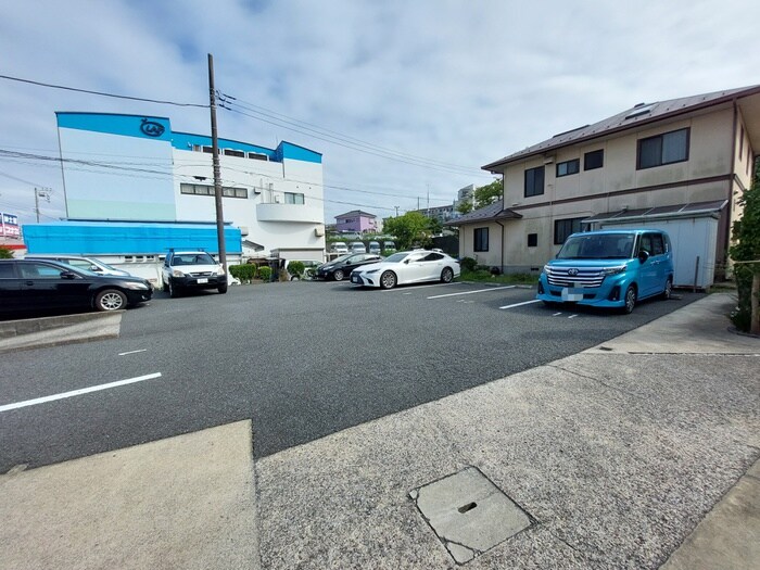 コ－ポモンテリブロの物件外観写真