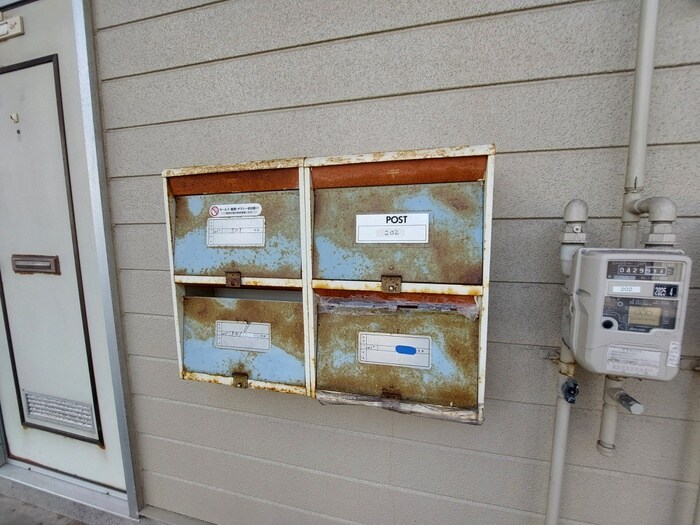 コ－ポモンテリブロの物件外観写真