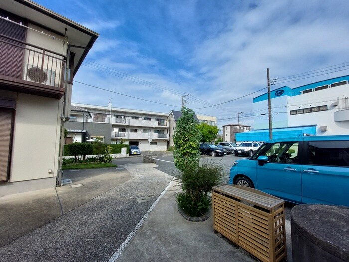 コ－ポモンテリブロの物件外観写真