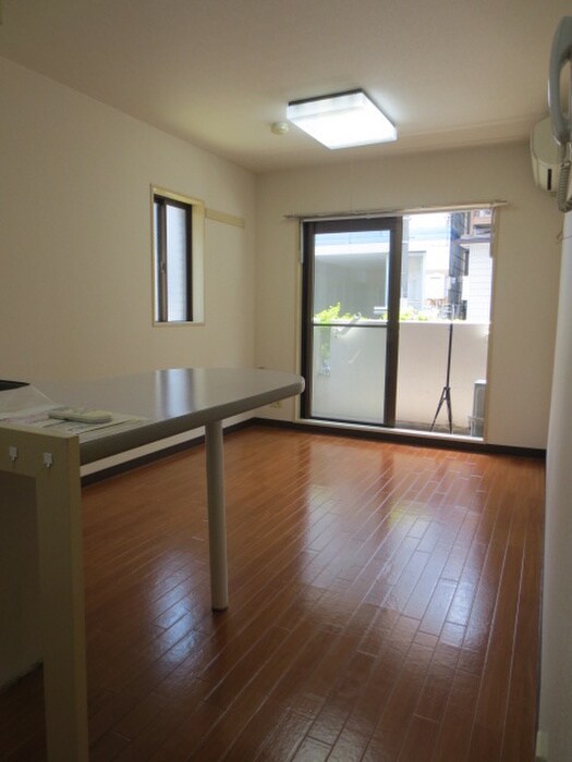 第二日進ハイツの物件内観写真