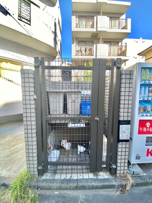 第二日進ハイツの物件外観写真