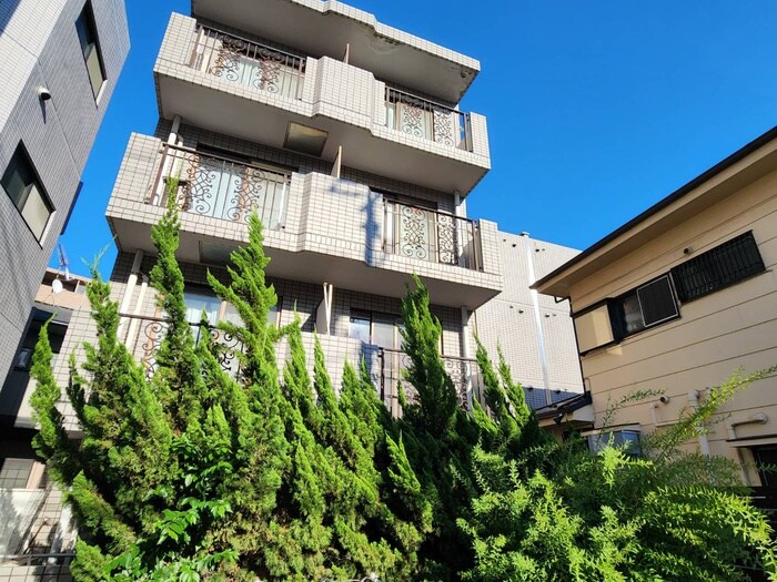 第二日進ハイツの物件外観写真