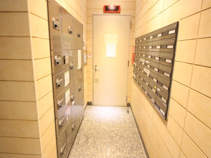 LaSante麹町の物件外観写真