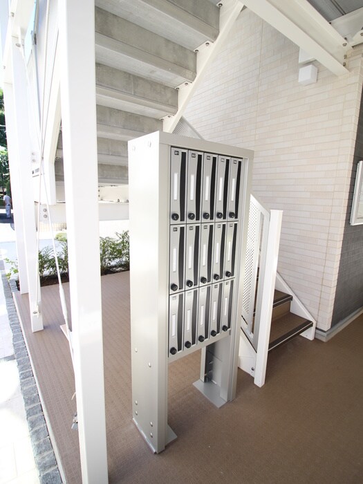 リブリ・八幡山の物件外観写真