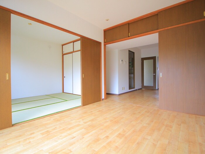 シャルマン・シャトーの物件内観写真