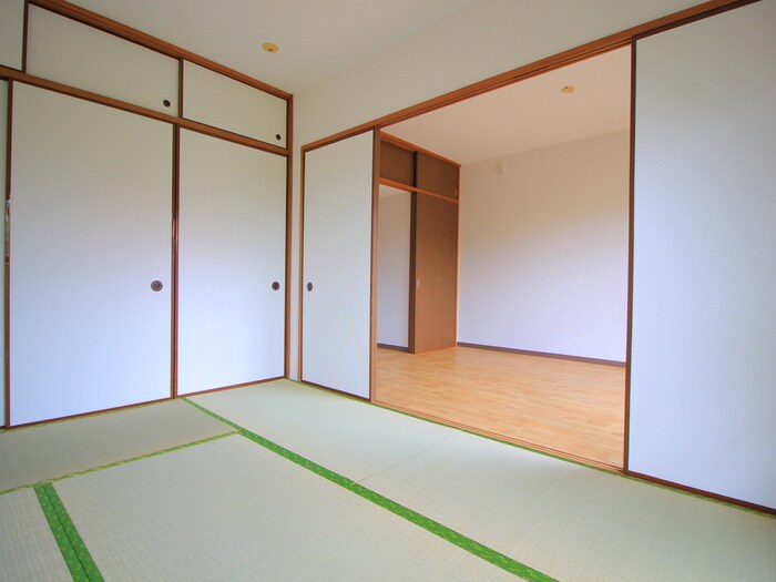 シャルマン・シャトーの物件内観写真