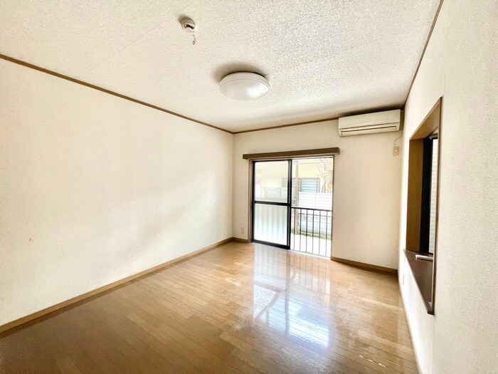 谷津町貸家の物件内観写真