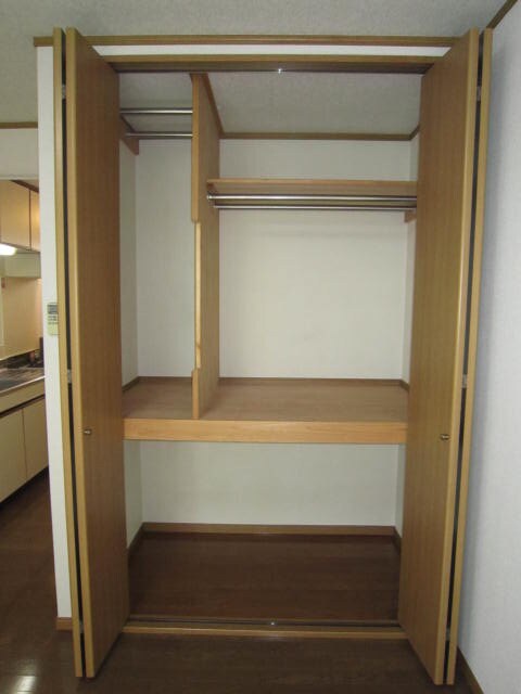 谷津町貸家の物件内観写真