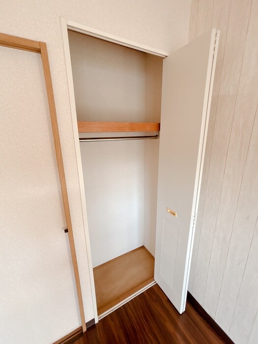 ホワイトレジデンスの物件内観写真