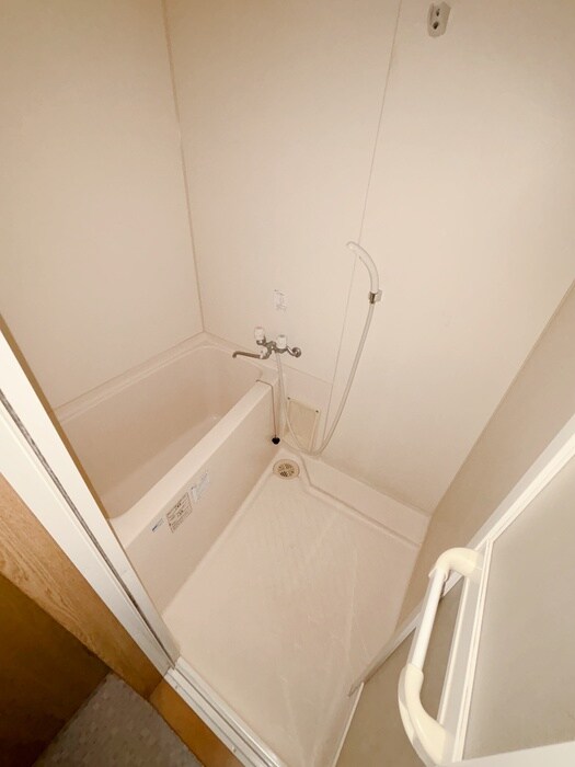 ホワイトレジデンスの物件内観写真