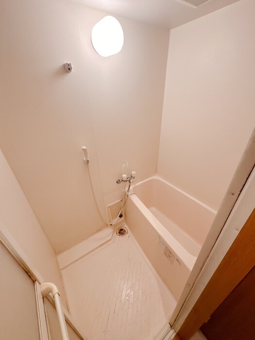 ホワイトレジデンスの物件内観写真