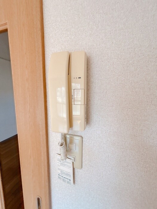 ホワイトレジデンスの物件内観写真