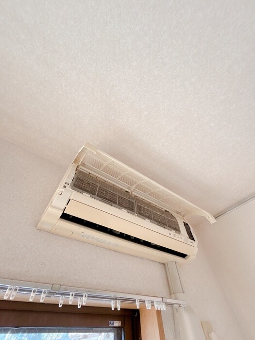 ホワイトレジデンスの物件内観写真