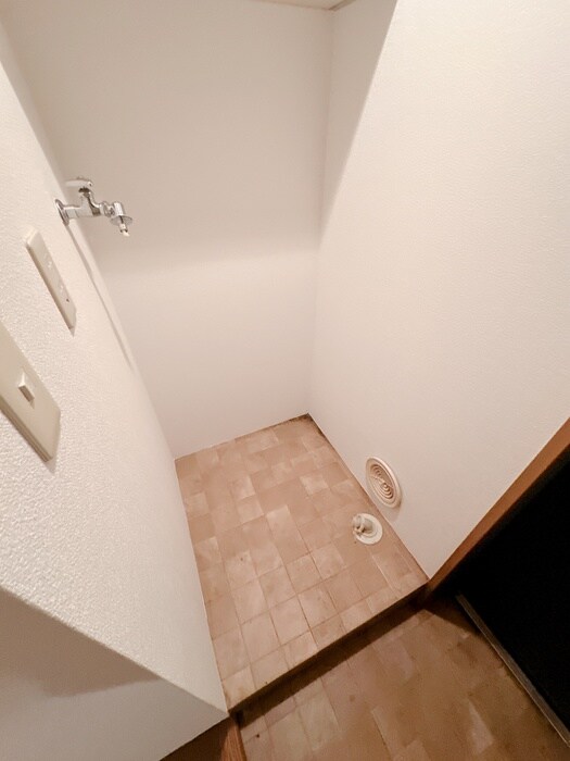 ホワイトレジデンスの物件内観写真