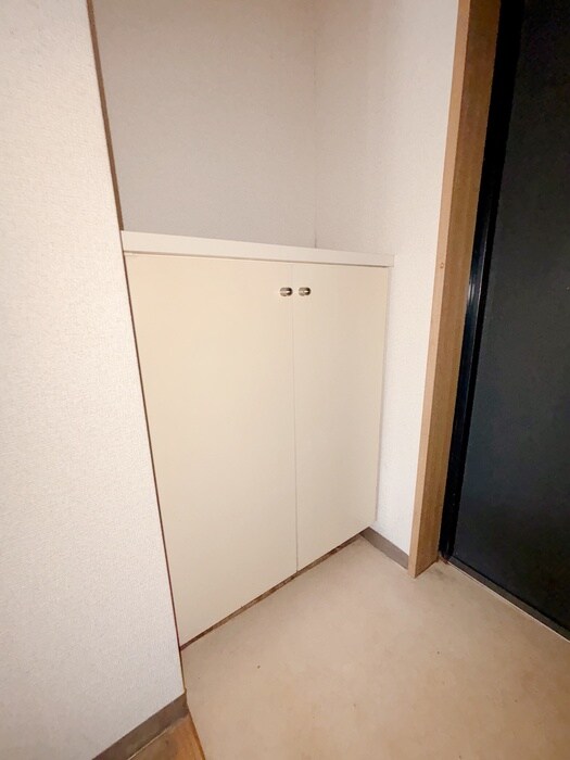 ホワイトレジデンスの物件内観写真