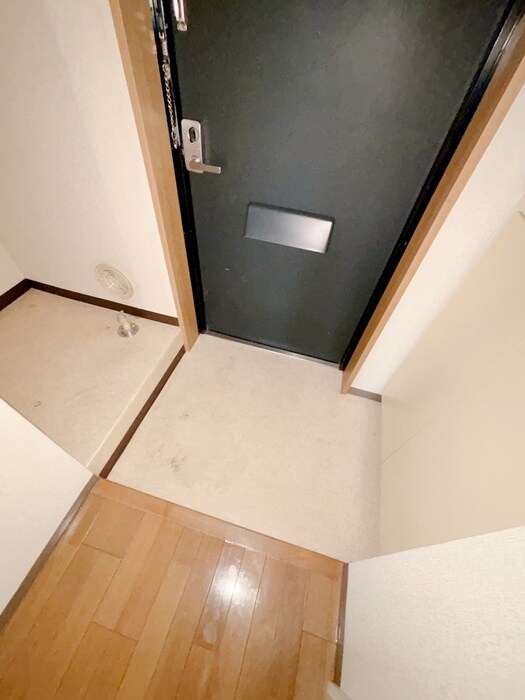 ホワイトレジデンスの物件内観写真