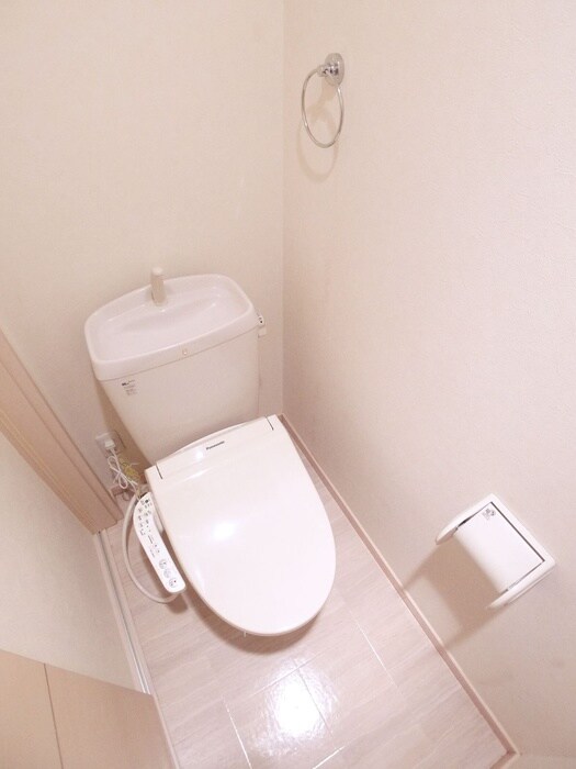 アンプレッセの物件内観写真