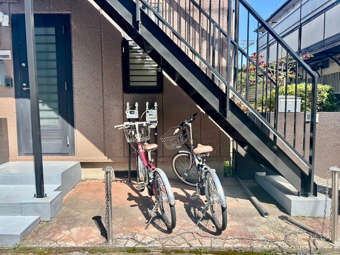 入山コーポの物件外観写真