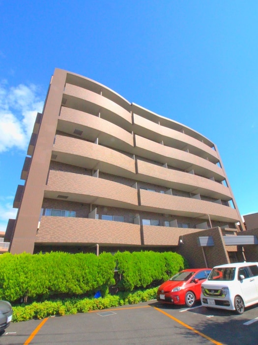 レアルコ－トの物件外観写真