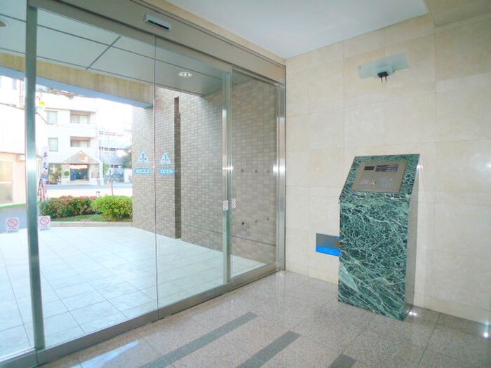 レアルコ－トの物件外観写真