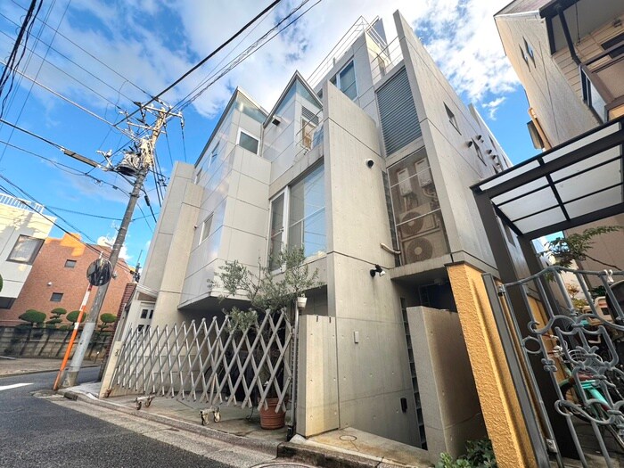 ビーワンの物件外観写真