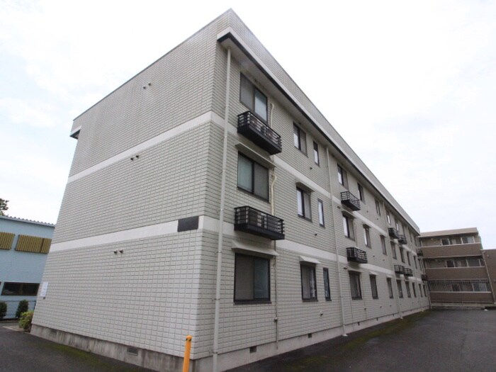 緑風館の物件外観写真