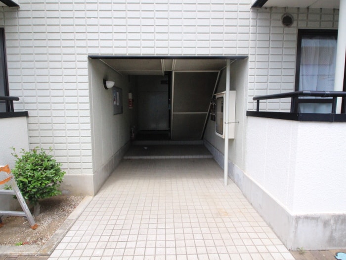 緑風館の物件外観写真