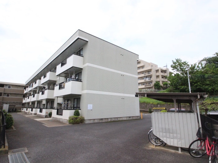 緑風館の物件外観写真