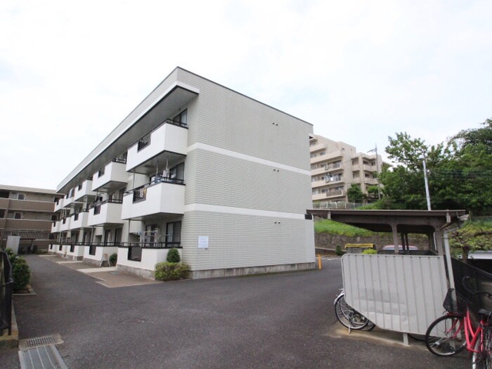 緑風館の物件外観写真