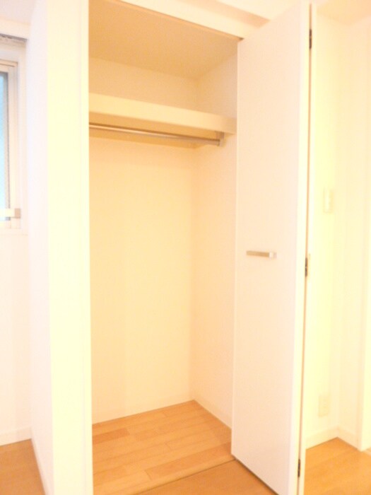 ルクレ新川レジデンスの物件内観写真