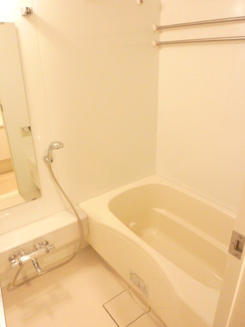 ルクレ新川レジデンスの物件内観写真