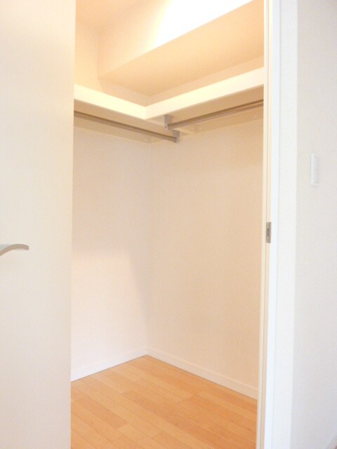 ルクレ新川レジデンスの物件内観写真