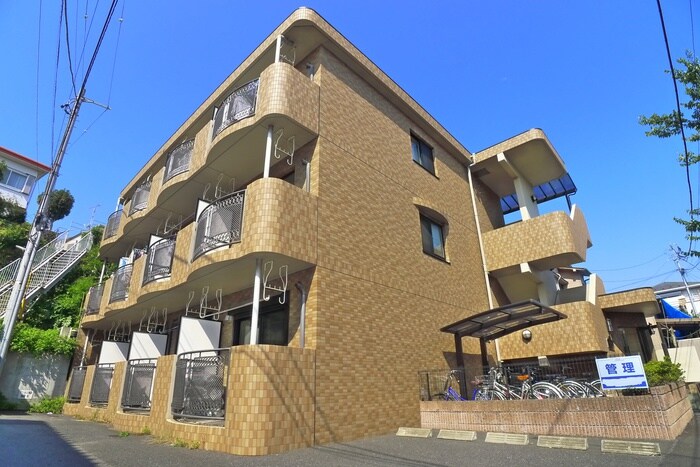 グランメゾン椿森の物件外観写真