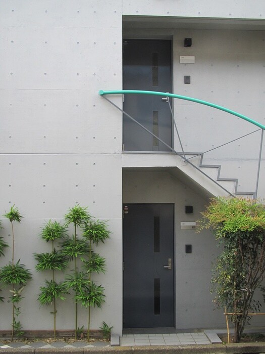 マイホ－ム国立の物件外観写真