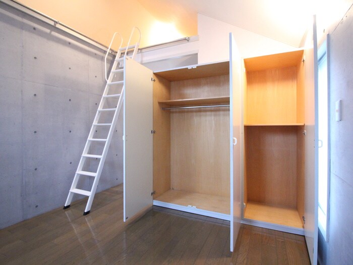 マイホ－ム国立の物件内観写真