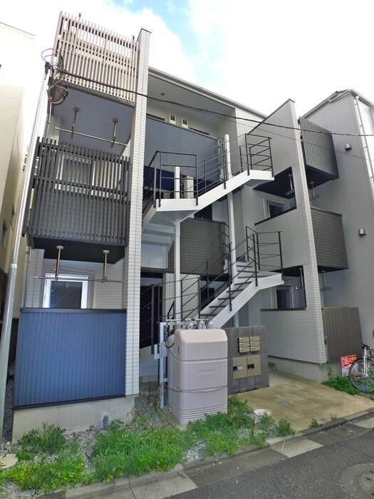 ＭＥＬＤＩＡ南花畑Ａの物件外観写真