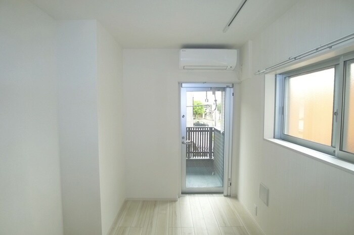 ＭＥＬＤＩＡ南花畑Ａの物件内観写真