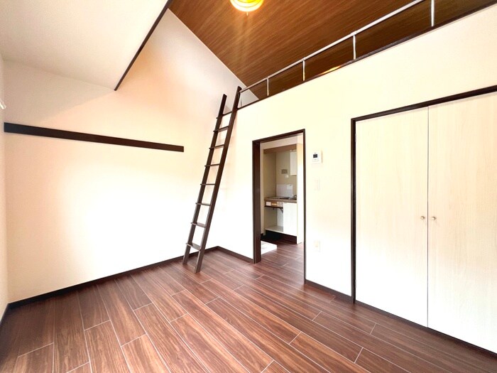 パレス西寺尾の物件内観写真